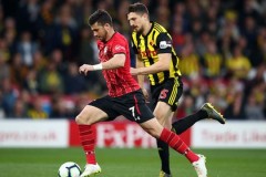 利物浦连换三人：埃基蒂克、麦卡出场，伊萨克、加克波被换下